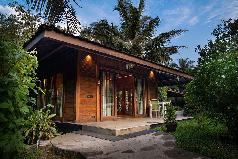 Sunset Beach Cottage Candolim North Goa